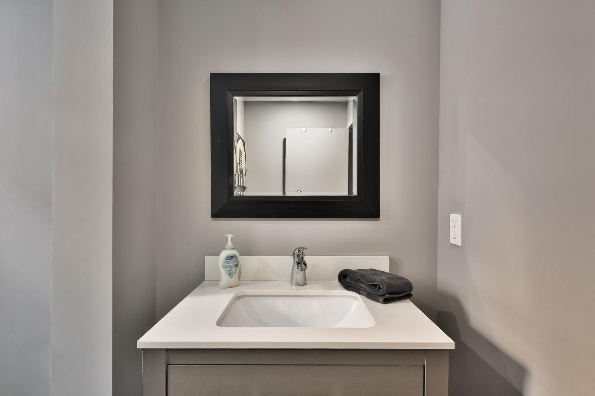 Stanley Suites Montreal Ngoại thất bức ảnh